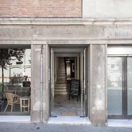 Dingdong Fira Apartments Barcelona Exterior foto