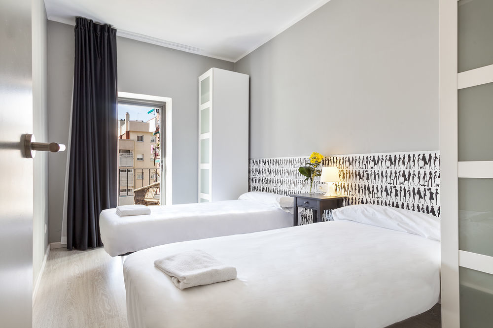 Dingdong Fira Apartments Barcelona Exterior foto