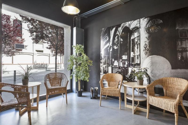 Dingdong Fira Apartments Barcelona Exterior foto